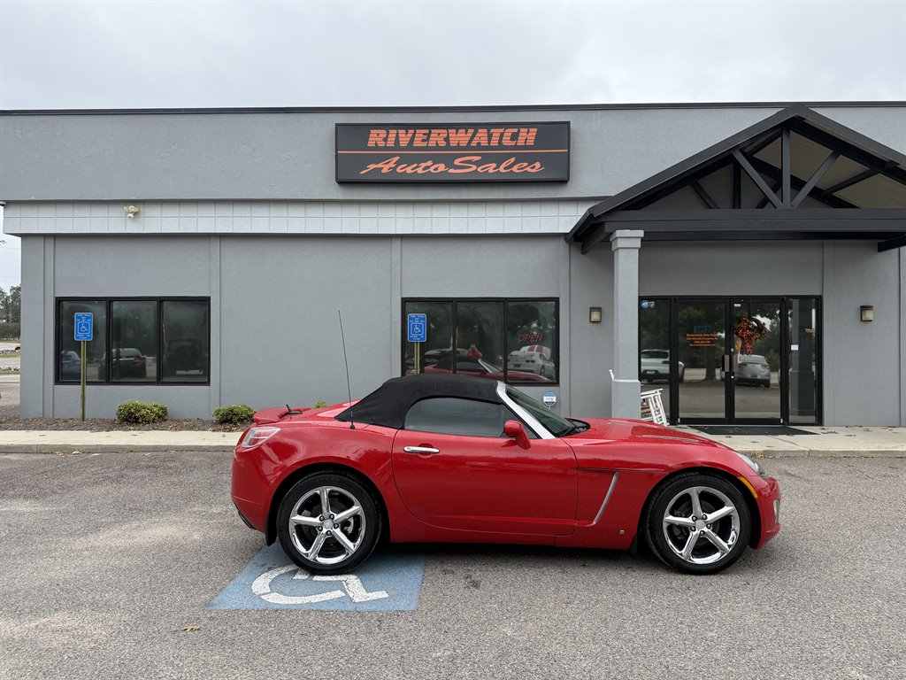 2008 Saturn Sky Red Line