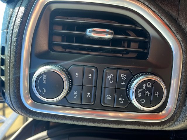 2021 GMC Sierra 1500 SLT - Photo 13