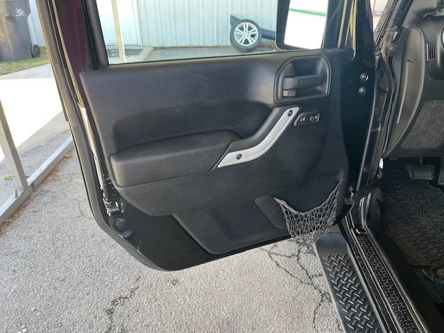 2011 Jeep Wrangler Unlimited Sport - Photo 11