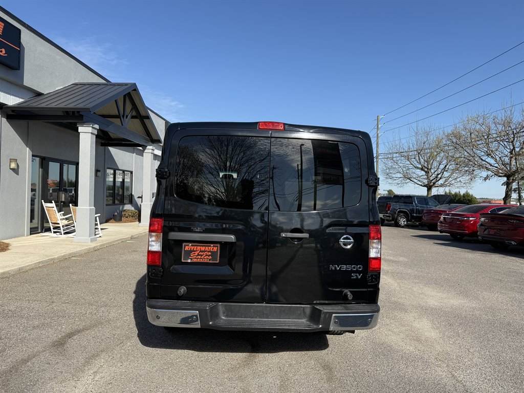 2019 Nissan NV Passenger SV - Photo 10