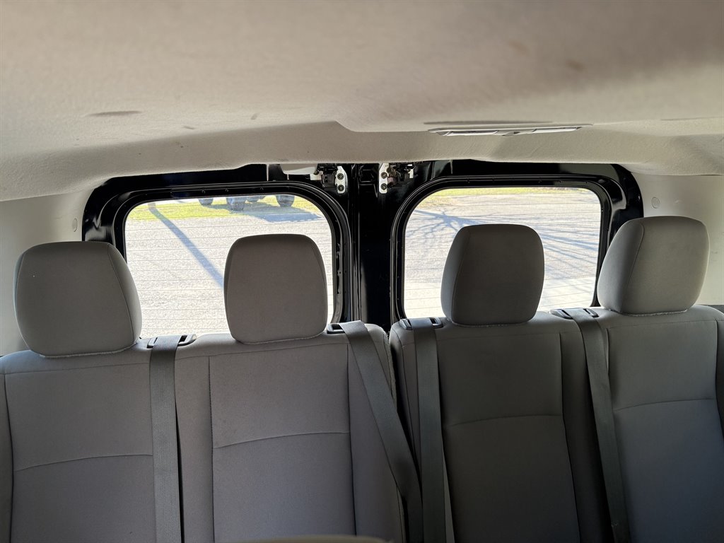 2019 Nissan NV Passenger SV - Photo 7