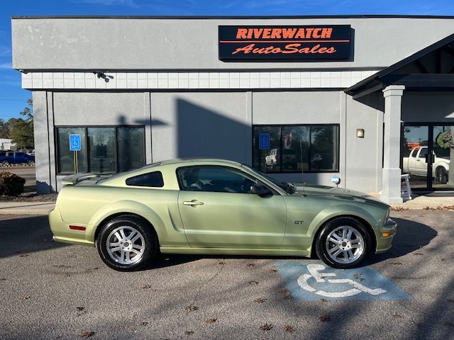 2005 Ford Mustang's photo