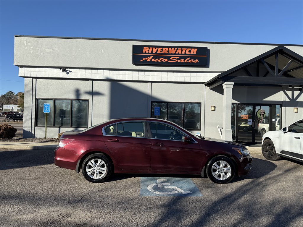 2009 Honda Accord LX-P's photo